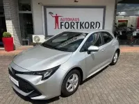 Gebraucht Toyota Corolla 116 PS (85 kW) 2019 Silber Limousine