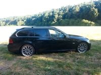 Gebraucht BMW 325 197 PS (144 kW) 2009 Schwarz Kombi