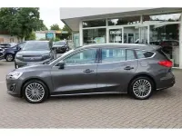 Gebraucht Ford Focus Vignale 151 PS (111 kW) 2019 Grau Limousine