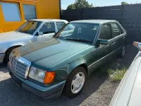Gebraucht Mercedes E260 160 PS (117 kW) 1991 Grün Limousine