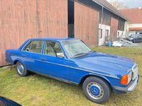 Gebraucht Mercedes E230 1981 Blau Limousine