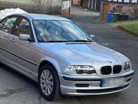 Usata BMW 318 143 CV (105 kW) 2000 Argento Berlina