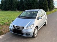 Gebraucht Mercedes A150 90 PS (66 kW) 2007 Blau Kleinwagen