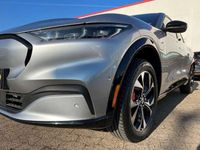 Gebraucht Ford Mustang Mach-E Premium 258 kW (351 PS) 2021 Iconicsilber metallic SUV