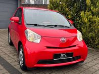Gebraucht Toyota iQ Basis 68 PS (50 kW) 2011 Super red 5 Kleinwagen
