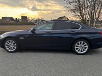 Gebraucht BMW 530 258 PS (189 kW) 2012 Blau Limousine
