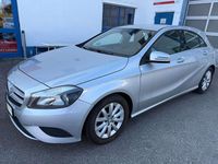 Gebraucht Mercedes A180 122 PS (89 kW) 2013 Polarsilber  metalliclack Kleinwagen