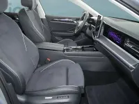Gebraucht VW Passat 150 PS (110 kW) 2025 Silber Kombi