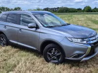 Gebraucht Mitsubishi Outlander 150 PS (110 kW) 2016 Silber SUV
