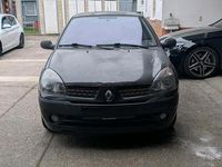 Brugt Renault Clio II 58 HK (42 kW) 2003 Sort Hatchback