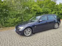 Gebraucht BMW 320 163 PS (119 kW) 2005 Blau Kombi