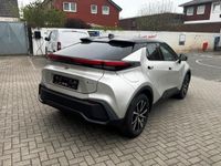 Neu Toyota C-HR 223 PS (164 kW) 2025 Silber SUV