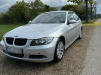 Second-hand BMW 320 150 CP (110 kW) 2007 Argintiu Berlinǎ