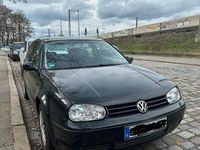 Gebraucht VW Golf IV 75 PS (55 kW) 2003 Schwarz Kleinwagen