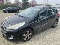 Gebraucht Peugeot 207 Premium 120 PS (88 kW) 2011 Limousine