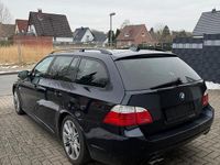 Gebraucht BMW 530 235 PS (172 kW) 2009 Blau Kombi