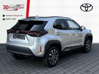 Neu Toyota Yaris Cross 131 PS (96 kW) 2025 Silber SUV