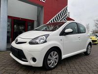 Gebraucht Toyota Aygo Cool 68 PS (50 kW) 2014 Weiß Kleinwagen