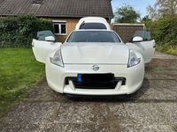 gebraucht Nissan 370Z Automatik in Brilliant White