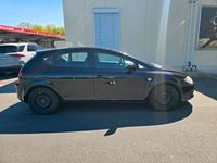 Usata Seat Leon 101 CV (74 kW) 2011 Nero Utilitaria