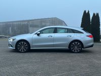 Gebraucht Mercedes CLA200 Shooting Brake 150 PS (110 kW) 2021 Silber Kombi