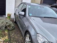 Gebraucht Mercedes E250 204 PS (150 kW) 2009 Grau Limousine