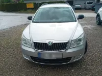 Gebraucht Skoda Octavia Ambition 105 PS (77 kW) 2012 Silber Kombi