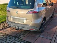 Gebraucht Renault Scénic III Bose Edition 115 PS (84 kW) 2014 Gold Van / Kleinbus