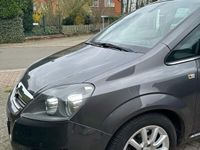 gebraucht Opel Zafira Familienauto