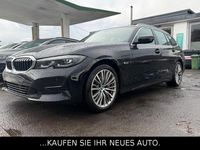 Gebraucht BMW 330e Advantage 292 PS (214 kW) 2022 Schwarz Kombi