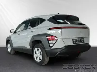 Gebraucht Hyundai Kona Select 120 PS (88 kW) 2024 Grau SUV