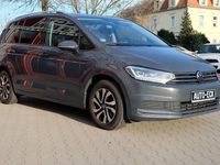 Gebraucht VW Touran Active 150 PS (110 kW) 2022 Grau Van / Kleinbus