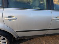 Usata VW Passat 130 CV (95 kW) 2003 Argento Berlina