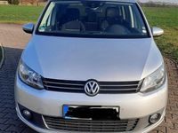 Gebraucht VW Touran Cup 140 PS (102 kW) 2014 Silber Van / Kleinbus