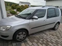 Gebraucht Skoda Roomster Active 90 PS (66 kW) 2012 Silber Van / Kleinbus