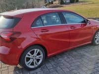 Gebraucht Mercedes A160 102 PS (75 kW) 2016 Rot Limousine