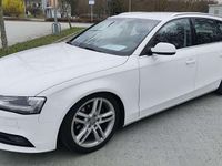 Gebraucht Audi A4 Sport 177 PS (130 kW) 2013 Weiß Kombi