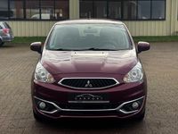 Gebraucht Mitsubishi Space Star Diamant Edition 71 PS (52 kW) 2017 Rot Kleinwagen