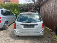 Gebraucht Ford Focus 101 PS (74 kW) 2004 Silber Kombi