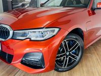 Gebraucht BMW 330e M Sport 184 PS (135 kW) 2020 Orange Limousine
