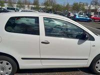 Second-hand VW Fox Basis 75 CP (55 kW) 2008 Alb Hatchback