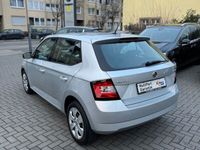 gebraucht Skoda Fabia Ambition*SHZ*PDC*DAB*TEMPOMAT*TÜV NEU