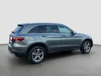Gebraucht Mercedes GLC300e 306 PS (225 kW) 2021 Metalliclack selenitgrau (metallic) SUV