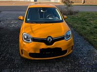 Gebraucht Renault Twingo LIMITED 73 PS (53 kW) 2019 Gelb Kleinwagen