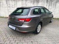 Begagnad Seat Leon ST Reference 86 HK (63 kW) 2016 Grå Kombi