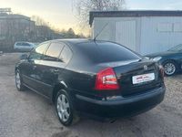 Gebraucht Skoda Octavia Elegance 116 PS (85 kW) 2008 Schwarz Limousine