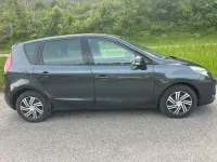 Gebraucht Renault Scénic Dynamique 131 PS (96 kW) 2010 Schwarz Van / Kleinbus