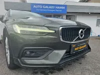 Gebraucht Volvo V60 Momentum 197 PS (144 kW) 2021 Grau Kombi