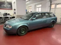 Używany Audi A6 2000 Zielony Kombi