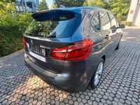 Gebraucht BMW 225 Active Tourer Performance 136 PS (100 kW) 2018 Grau Van / Kleinbus